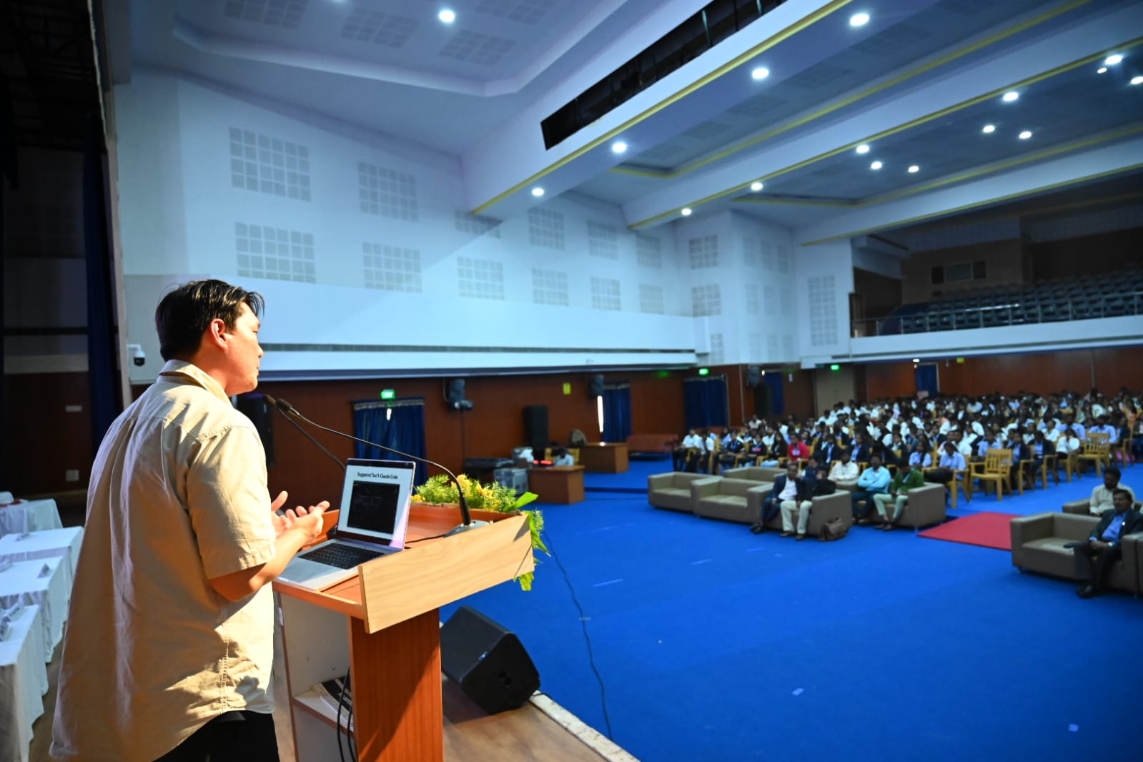 i12 hackothon event 8